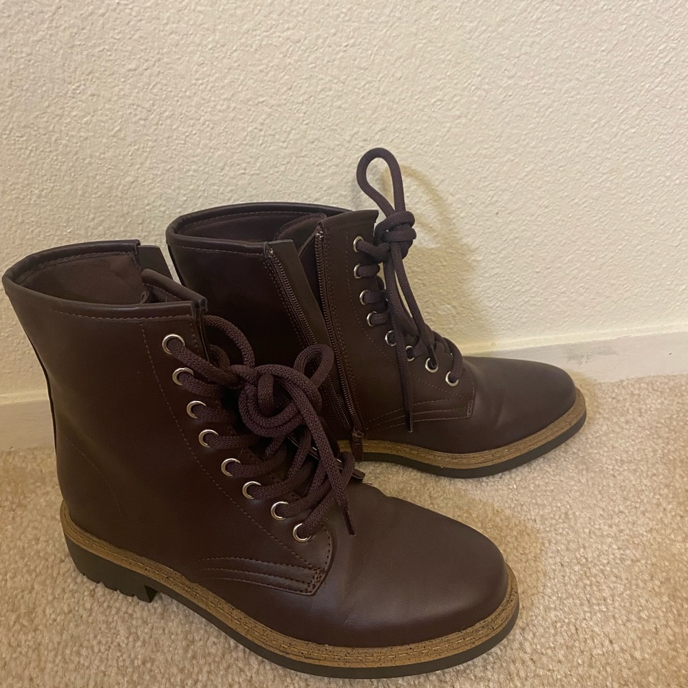 Burgundy boots, size 8.5